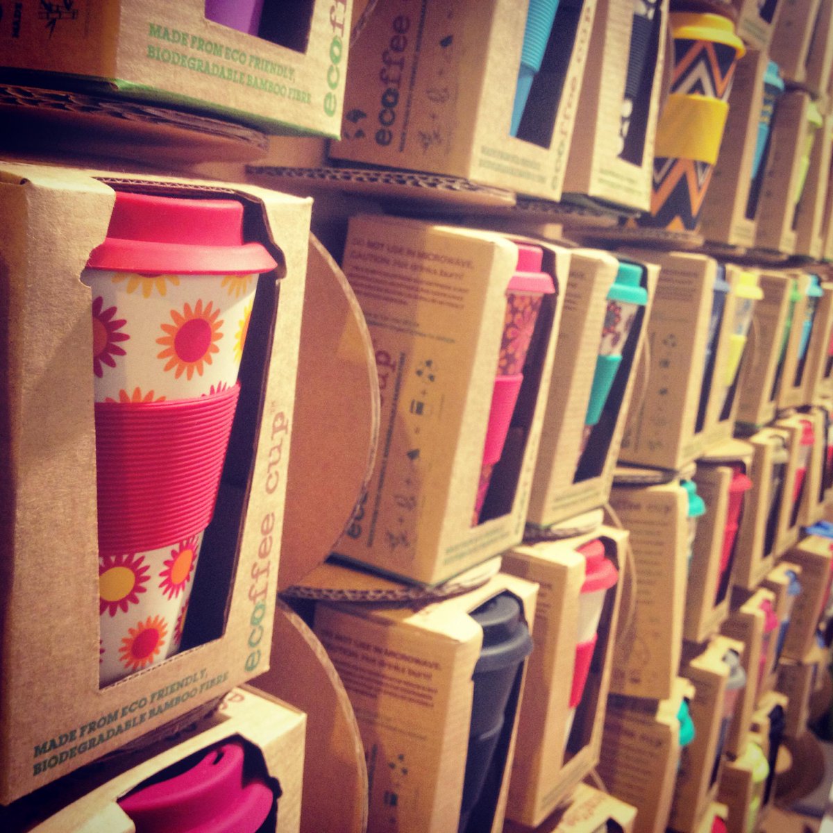 CoffeeTrailBook's tweet photo. Wonderful to discover @toshproducts #stopthe100billion #ecoffeecup at @SpringAutFair #SpringFair2015 yesterday. http://t.co/fiWz3HWoL5