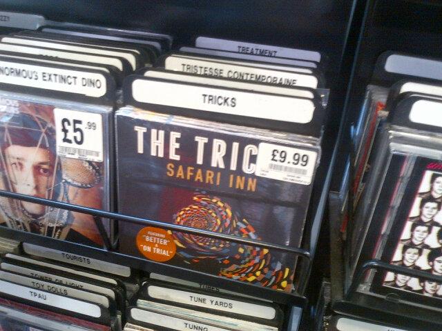 AshTheTricks's tweet photo. #HMVbath @itsthetricks #safariinn Lookin good boys. #itsthetricks Nearly bought it myself. http://t.co/N06FZBWXBX