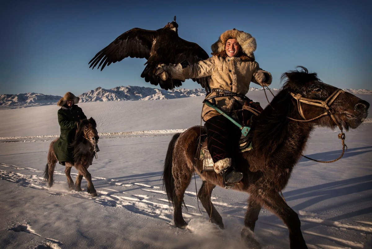 guardianphotos's tweet photo. Kazakh eagle-hunting festival –  preserving ancient training and handling @kevinfrayer http://t.co/AQbQaiDSdt http://t.co/mzbGn9VmT0