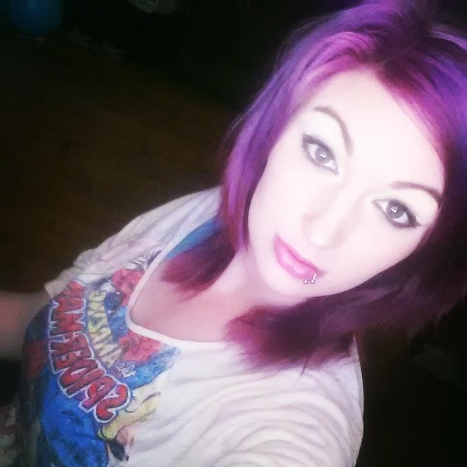 #PurpleHair #SpidermanT Loving Life tho. http://t.co/xtbd27htMg<a href="/tag/purplehair"class="tags">&#35;PurpleHair</a><a href="/tag/spidermant"class="tags">&#35;SpidermanT</a>
