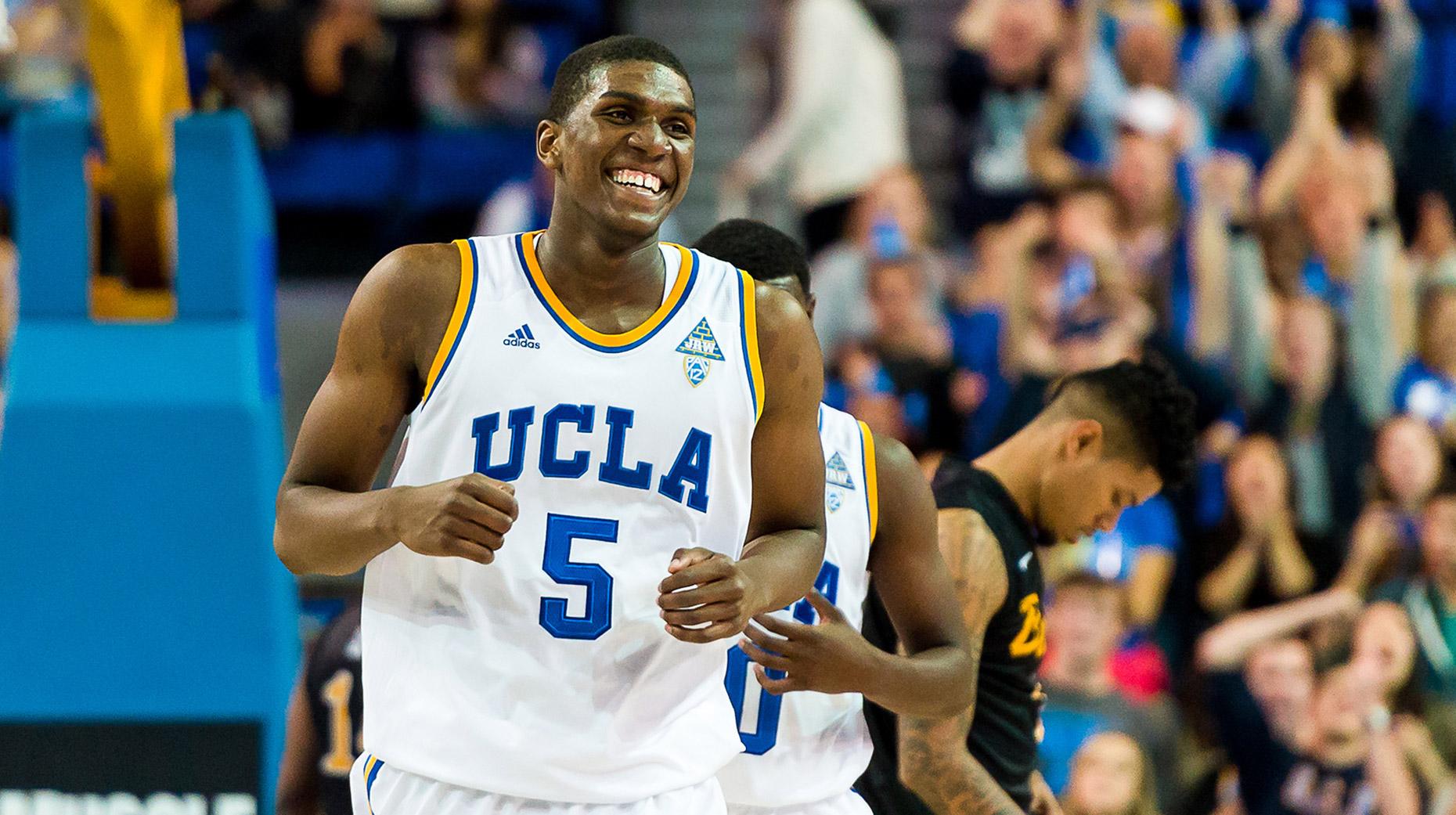  \"We d like to wish a very happy birthday to the freshman Kevon Looney! 