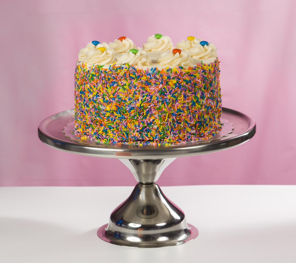 Introducing Susie's New Signature Cake Line!

RT for a chance to win a 6" cake of ur choice!

susiesshortbreads.com/index.php?id=60