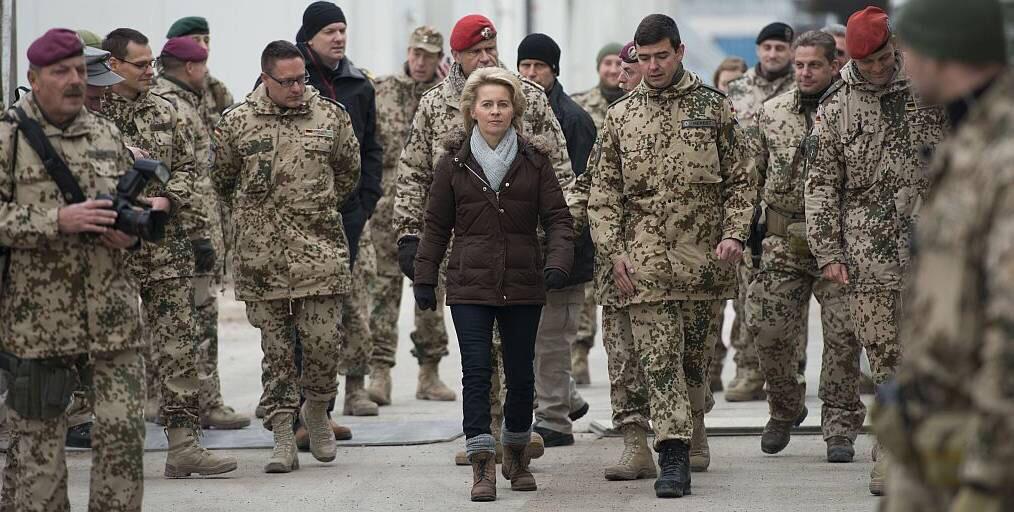 Сегодня Меркель обсудит с премьером Канады ситуацию в Украине - Цензор.НЕТ 1656