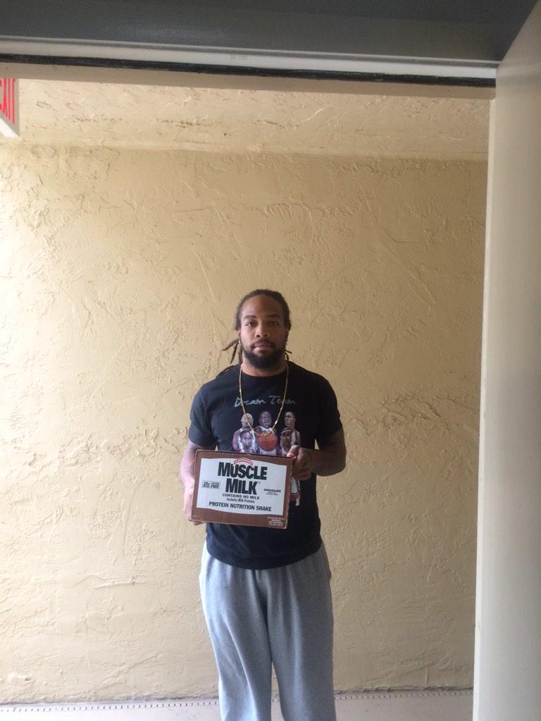 JBerry305's tweet photo. Special thanks to @MuscleMilkMIA team for hooking me up http://t.co/MqsDCSXrJ8