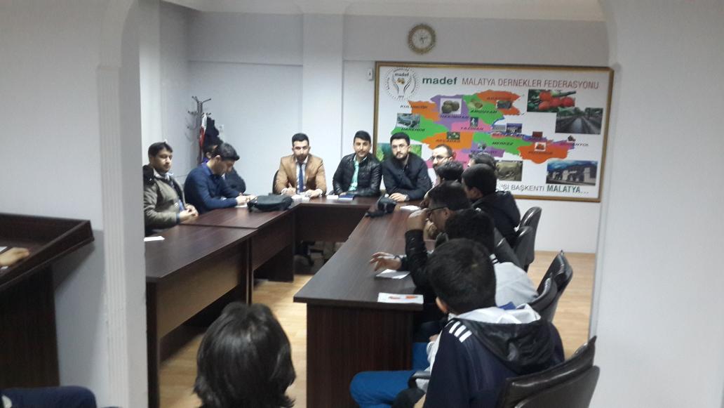 Gençlik kollarının olağan toplantısı devam etmektedir.