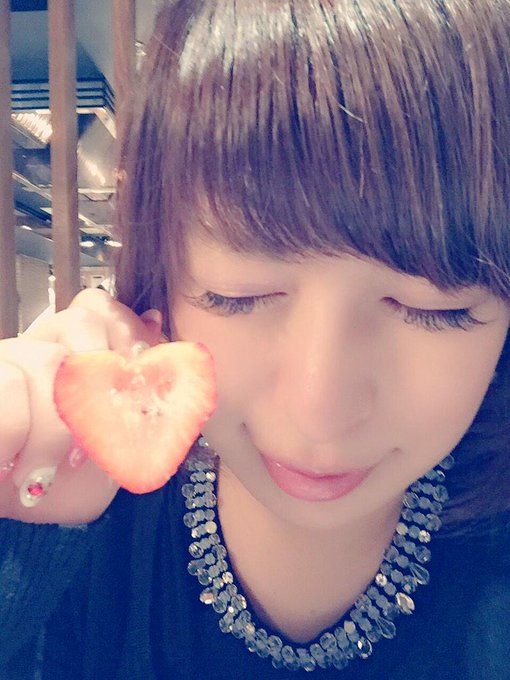 車海老さん♡♡ いちごがはーとだったのだあー(^^) http://t.co/OdqylEd2sL