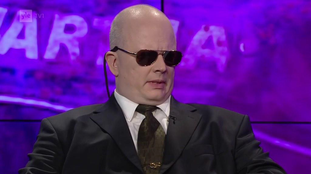 B9LzZPyCAAAAkKL.jpg:large