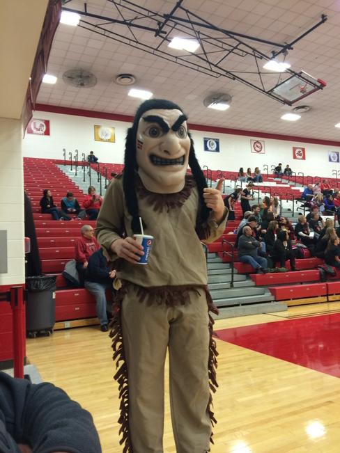 JenSass3's tweet photo. The Chief Superfans Indian has arrived!! #phspride #phsstudents #❤️️PHS http://t.co/bCyu3WHSU5