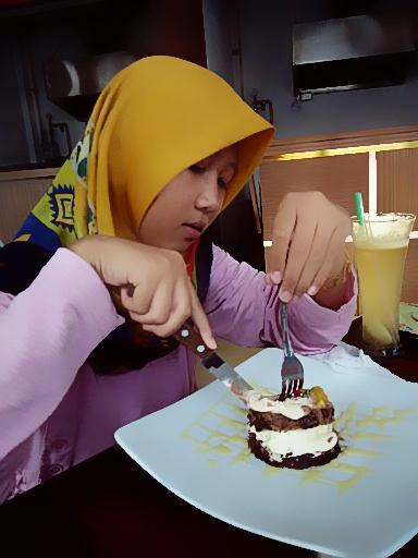 reyzanaresima06's tweet photo. #latepost#pagikawan#attheGradian =]]
#JUSJERUK:3 http://t.co/4J2LWIMwtG