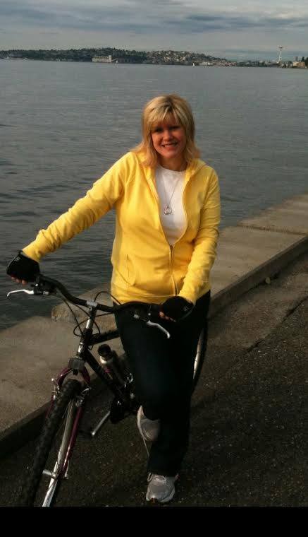 IdealShape's tweet photo. Meet #IdealCrew Member Cathy our Store Manager! Swing by, get all your #weightloss products and meet her. http://t.co/aea0FMuySJ