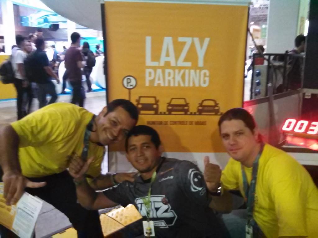 DaNNobre's tweet photo. @equipetenso 

#Feevale
#EquipeTenso
#ProjetoLazyParking
#MozillaNaCampus
#SeagateBrasil
#VamUDaleNoMeio http://t.co/3w1xES1d4N