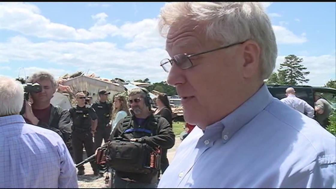16WAPTNews's tweet photo. U.S. Rep. Alan Nunnelee dies http://t.co/WNC63QFKzw http://t.co/BZlw0cxZps