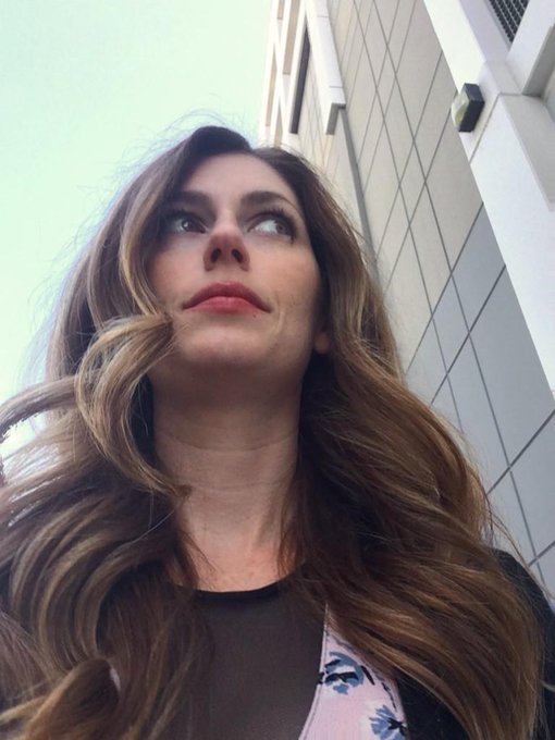 Can you tell I'm wearing spanx? #PilotSeasonOverThirty http://t.co/lVwRSs7JCS<a href="/tag/pilotseasonoverthirty"class="tags">#PilotSeasonOverThirty</a>