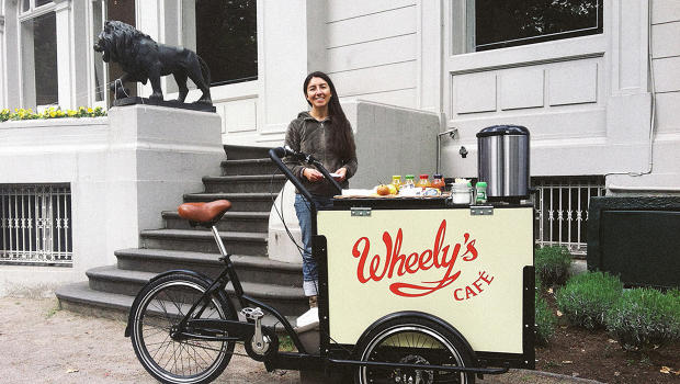cubbieberry's tweet image. #cargobike MT @FastCoExist: open your own coffee shop w/ this solar-powered cart on wheels f-st.co/Lw7viYS