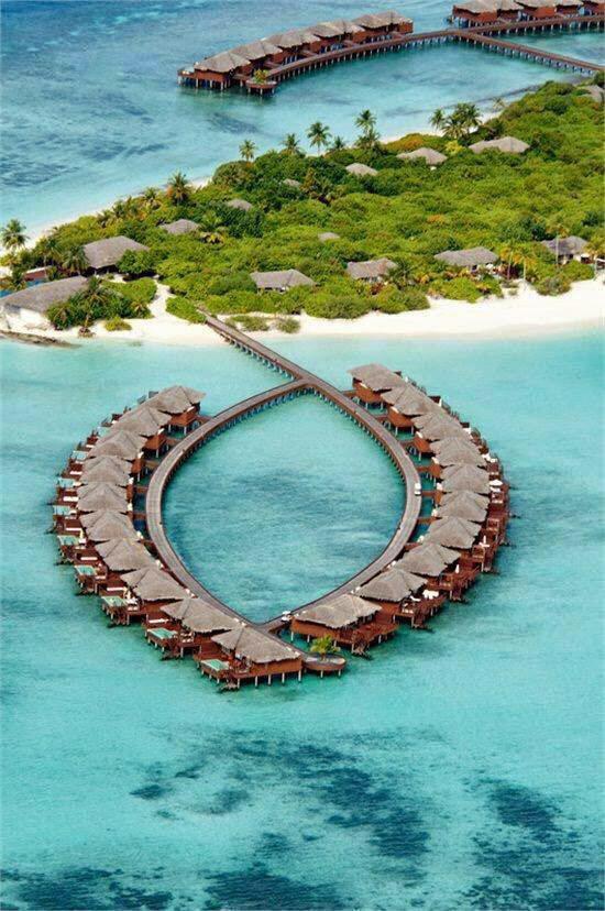 ChiIIVlbes's tweet photo. I'd rather be in Bora Bora 😍 http://t.co/ewR71e6KEr