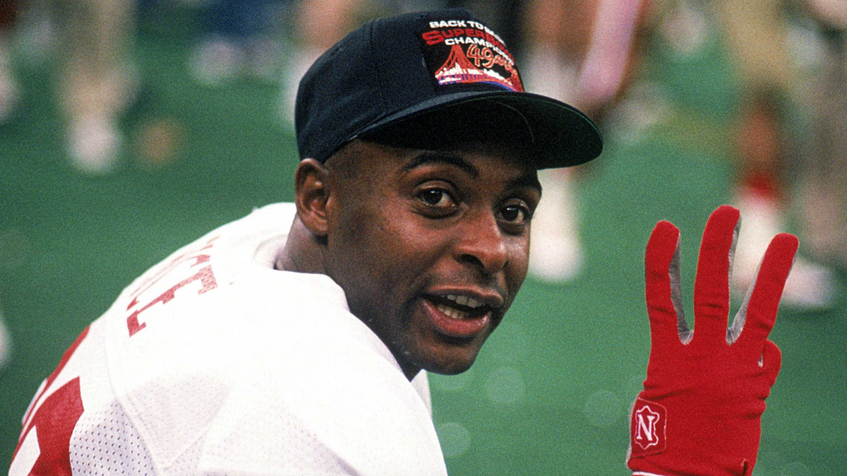 Jerry Rice talked about using stickum on gloves before criticizing Patriots  for cheating - Niners Nation