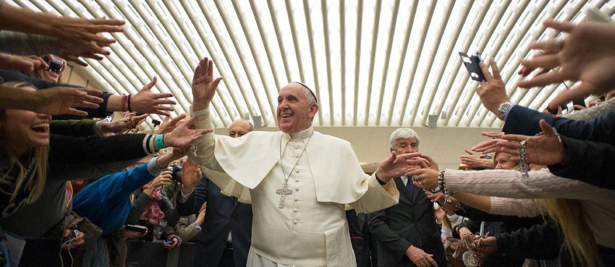 JornalOGlobo's tweet photo. Usuários do Facebook elogiam declarações do Papa sobre bater em filhos. http://t.co/dDHqKh3FPV http://t.co/XoKbgOD2Ry