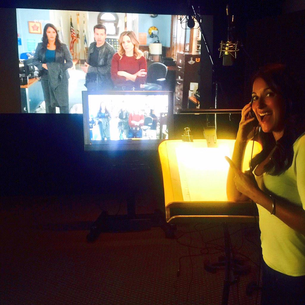AngeliqueCabral's tweet photo. Looky who's comin to @NBCChicagoPD next weeeeeeek!!!! So excited for y'all to seeeee!!!! #ADR http://t.co/PoDfRKRut8