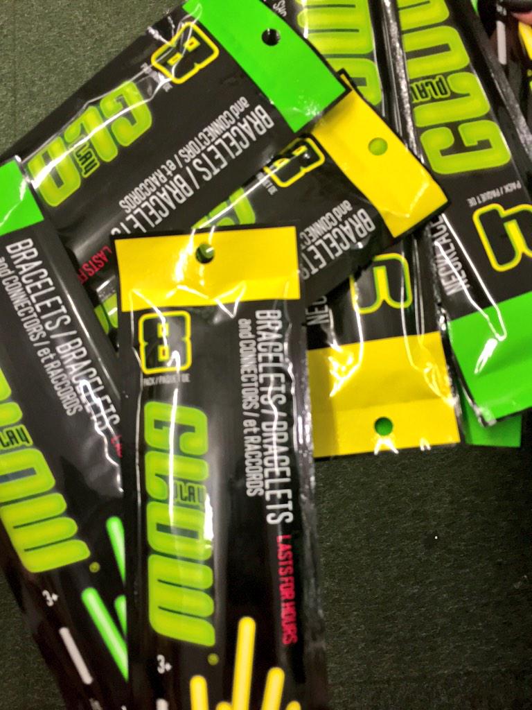GDHSNATION's tweet image. EVERYONE GO TO DOLLAR TREE OR WALMART AND GET GLOW STICKS FOR TONIGHTS GAME! BE THERE @ 7! 😎💚💛