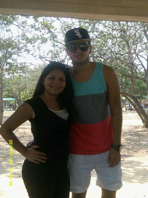 FCBetoMPLC's tweet photo. Feliz Cumpleaños @Bet_OMusic y Yose dios los bendiga siempre http://t.co/Wq6MY0i4ql