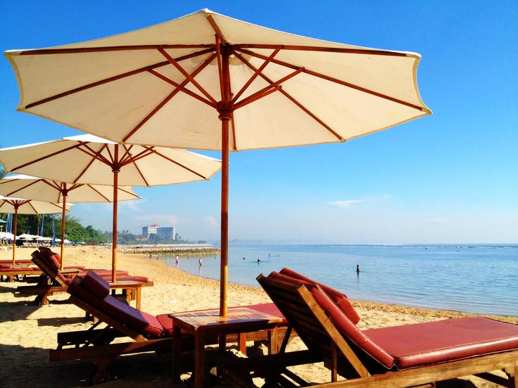 Weekend sudah tiba. Saatnya liburan sob.