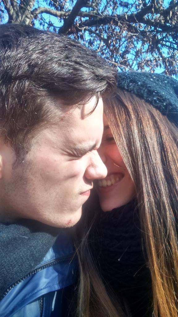 melodymorillas's tweet photo. Resumen de un dia perfecto #IlGondoliere #ParqueGarciaLorca #MiNiñoPiloto @DavidMateos18   ♥27♥ http://t.co/5xhASjVBsD