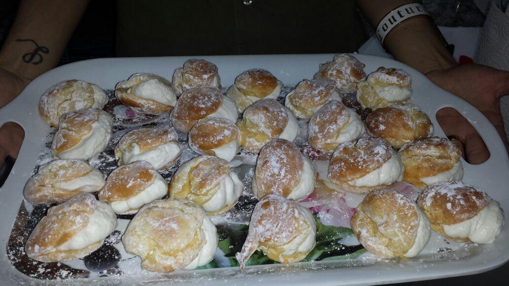 Angelsb13's tweet photo. Gran cena, gran noche y una buenísima compañía http://t.co/tfi8KiphkT