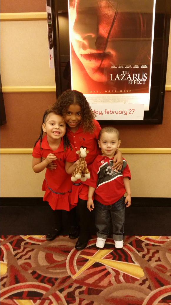 OrbisynMaterial's tweet photo. Just watched the new #spongebobmovie #GoRed #GoRedSelfie #WearRedDay #GoRedToday #LifeIsWhy #NationalWearRedDay http://t.co/jXld6XNsCo