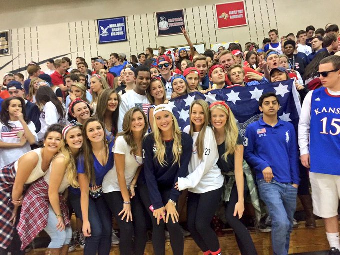 RC Fam ❤️⚪️💙 #2015 http://t.co/jIjydgoi9s<a href="/tag/forksup"class="tags"><span>#forksup</span></a><a href="/tag/hollaaaa"class="tags"><span>#hollaaaa</span></a><a href="/tag/futuresundevil"class="tags"><span>#futuresundevil</span></a>