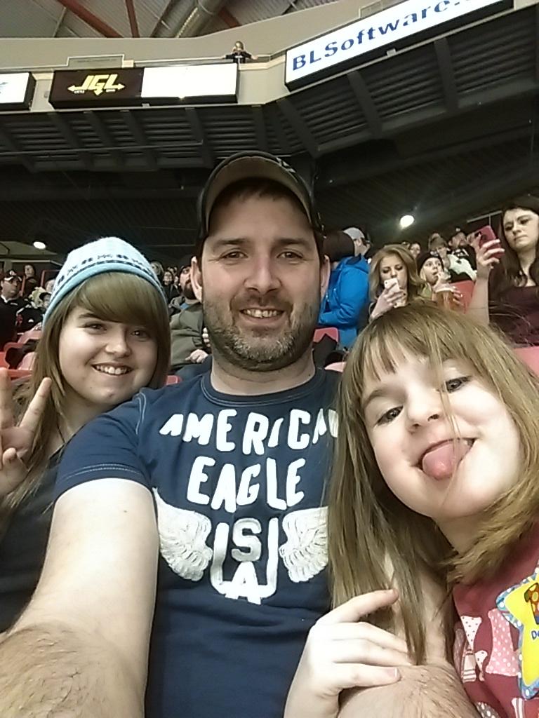 DevonStruble's tweet photo. #selfie #mjwarriors http://t.co/uPGoydnFvF