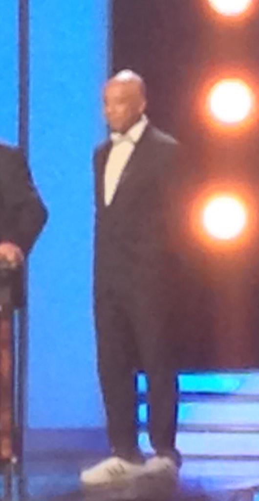 seguntheprogram's tweet image. The man @UncleRUSH showed up at the #NAACPImageAwards wearing #ShellToes @adidasoriginals #Boss