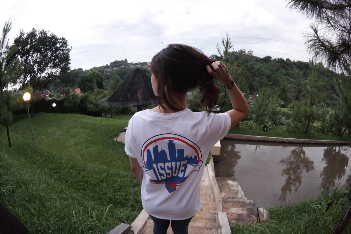 ISSUE SHOP tweet media