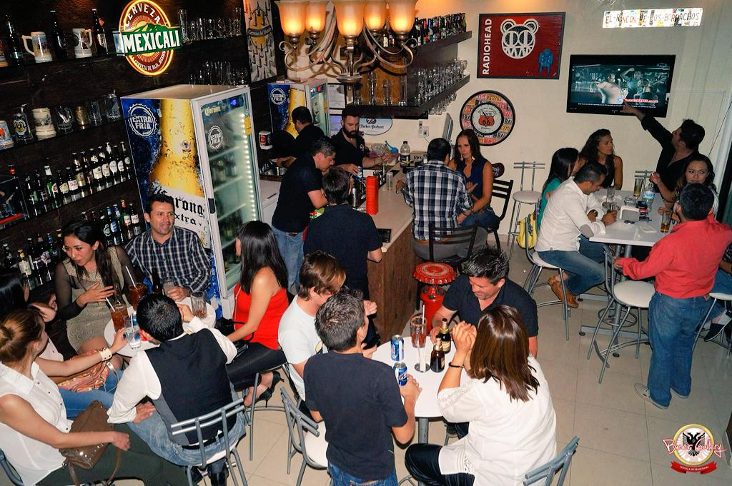 BeerGalleryLeon's tweet photo. ¿#Lionpipol que tal les caerían unas #cervezasartesanales? Los esperamos en Beer Gallery http://t.co/IVkuhePPk1