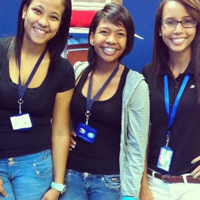 SantielMarie's tweet image. Mis Negraas (: 
#PresentaciondeProducto