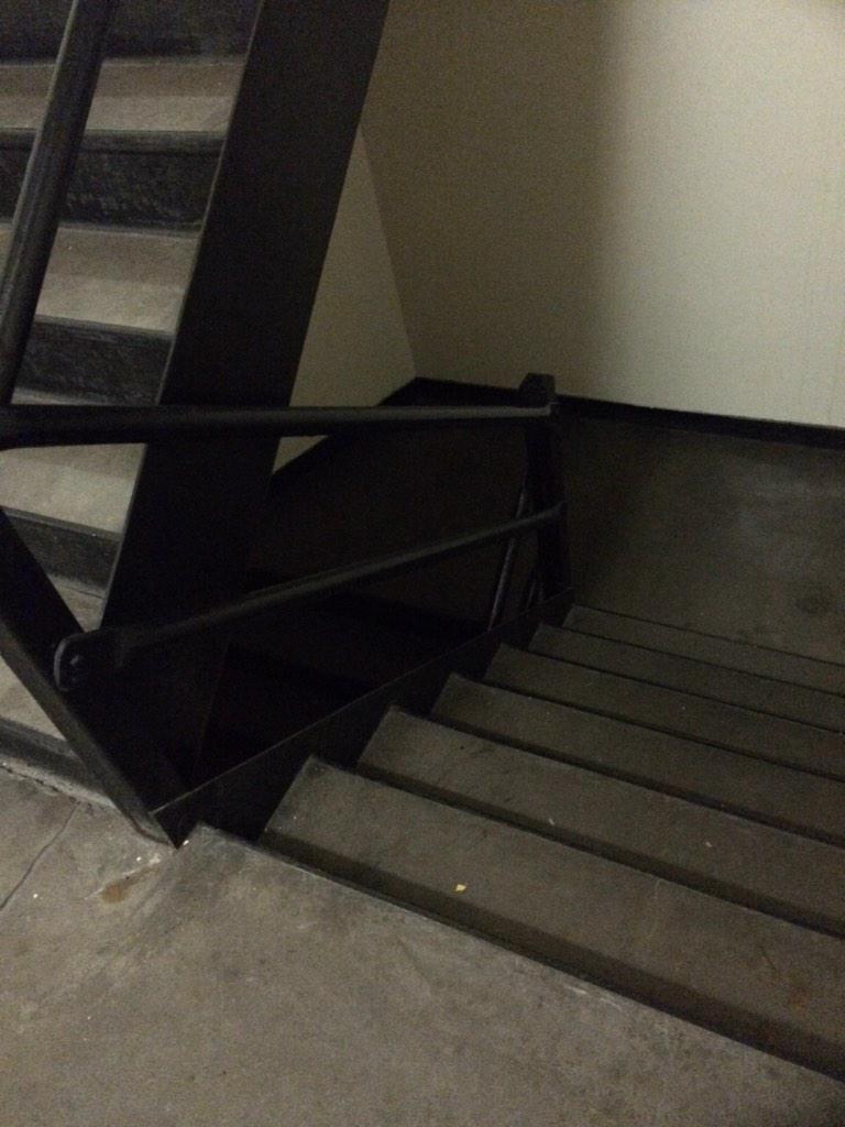 Haaretz_2015's tweet photo. #PressCorpsProblems going down dark, never ending stairwells all for one good photo http://t.co/0yF8yal6ha