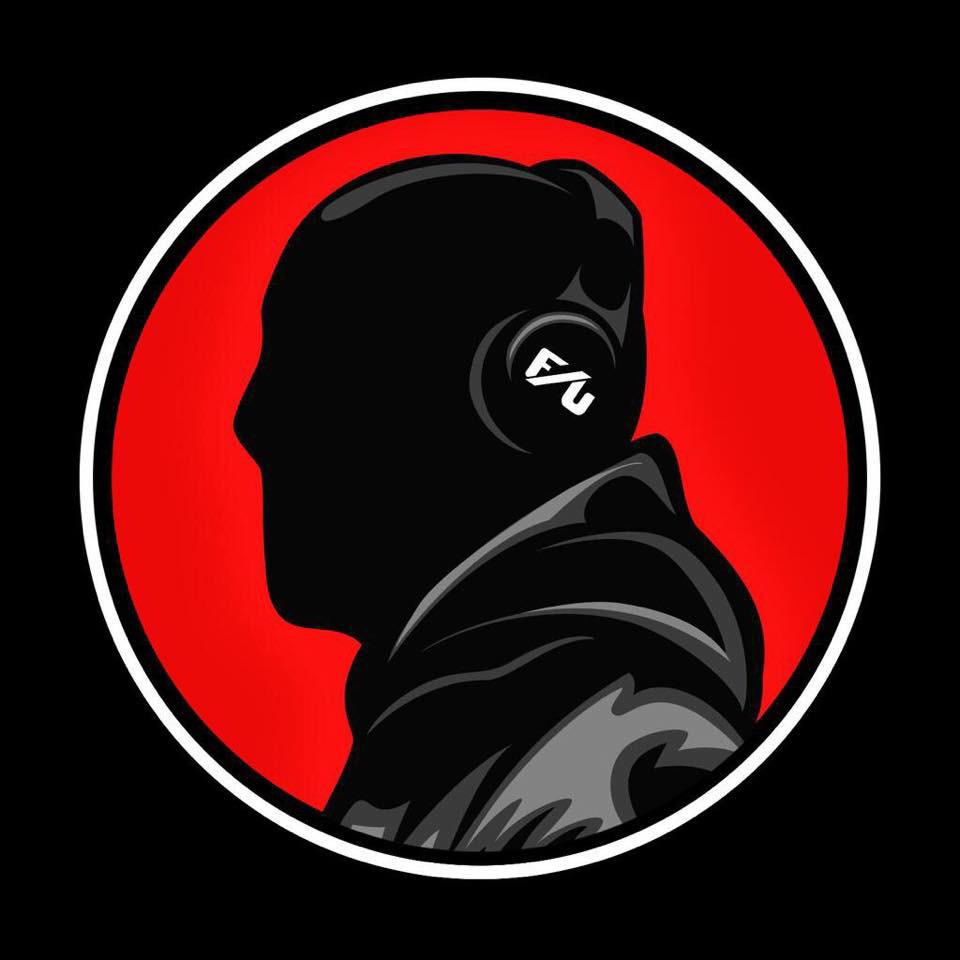 jfcaballero_'s tweet image. #FutureUser where's Commenford's twitter account @tmorello ?