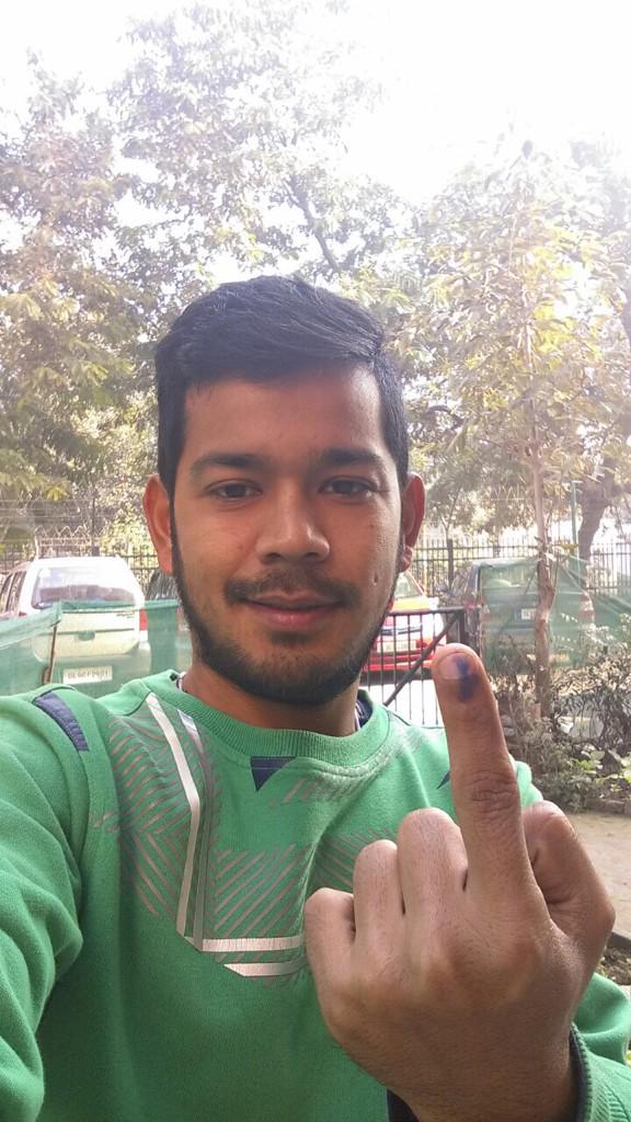 Please come out n vote Delhi..m done !!