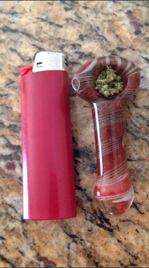 _highlogic's tweet image. lil red