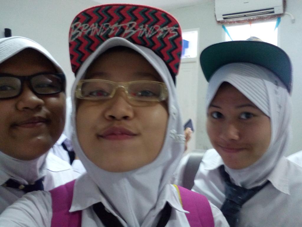Stunion_IX1's tweet photo. Adudu.... hehe -kth http://t.co/1OrVp8WKA6
