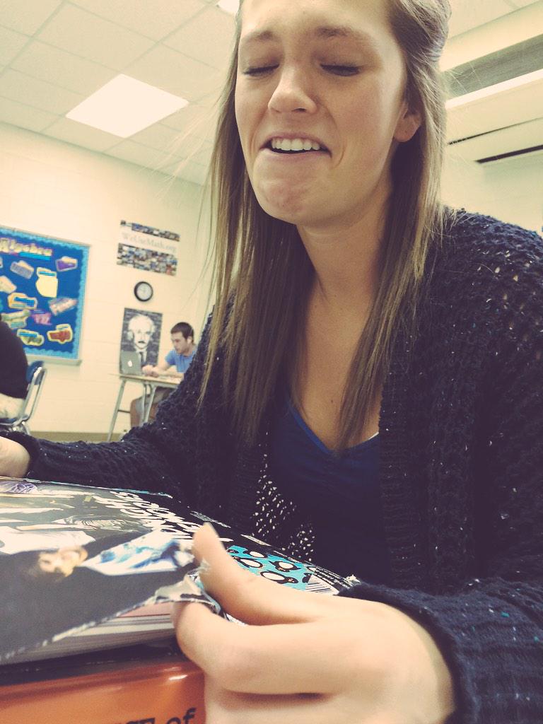 HipstaTommox's tweet photo. my boyfriend took this picture of me when I was getting upset today about my 1D folder ripping in half 😂😂😂😭😭😭 http://t.co/D99rZsL6KK