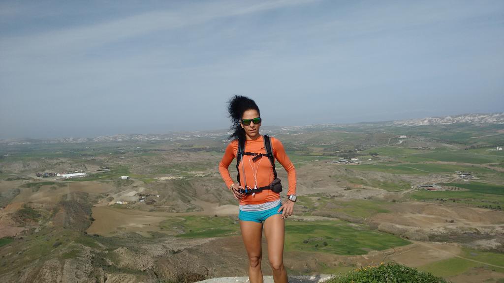 misko_thomka's tweet photo. back in training after @ArcticUltra100 , with @AltraRunning &amp; @LaceLocker  #nevergiveup #ultrarunning http://t.co/ZuT4hldxth