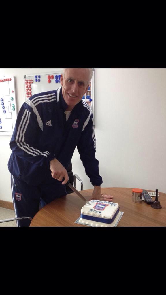 Happy Birthday to the greatest man alive, Mick McCarthy. Let\s hope we can get a birthday three points. 