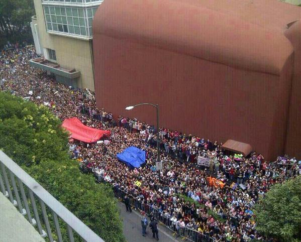 alix_aide's tweet image. Esto me duele hasta el fondo 
#GoodLuck1DFromMexico
#MexicoNeedsOTRATour