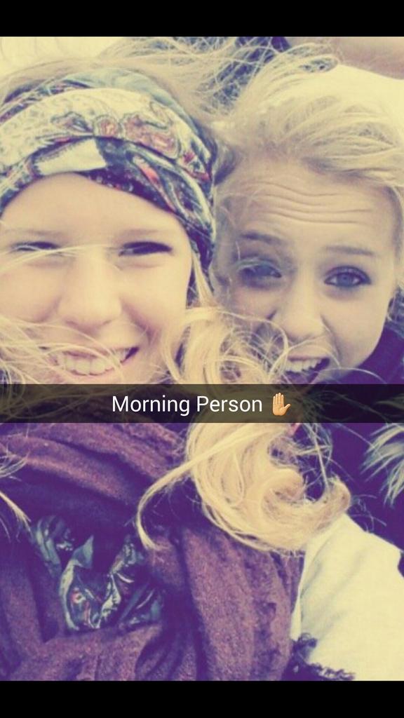 KathrinWard_97's tweet photo. Snapchat : Nanowhatevez ✋ http://t.co/l3XnfZ5C8R