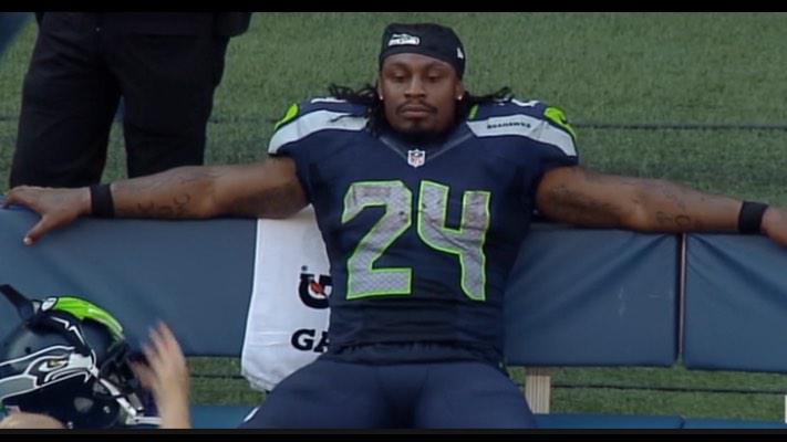 MarshyLynch's tweet photo. When coach on games http://t.co/IZJSlXGcdV