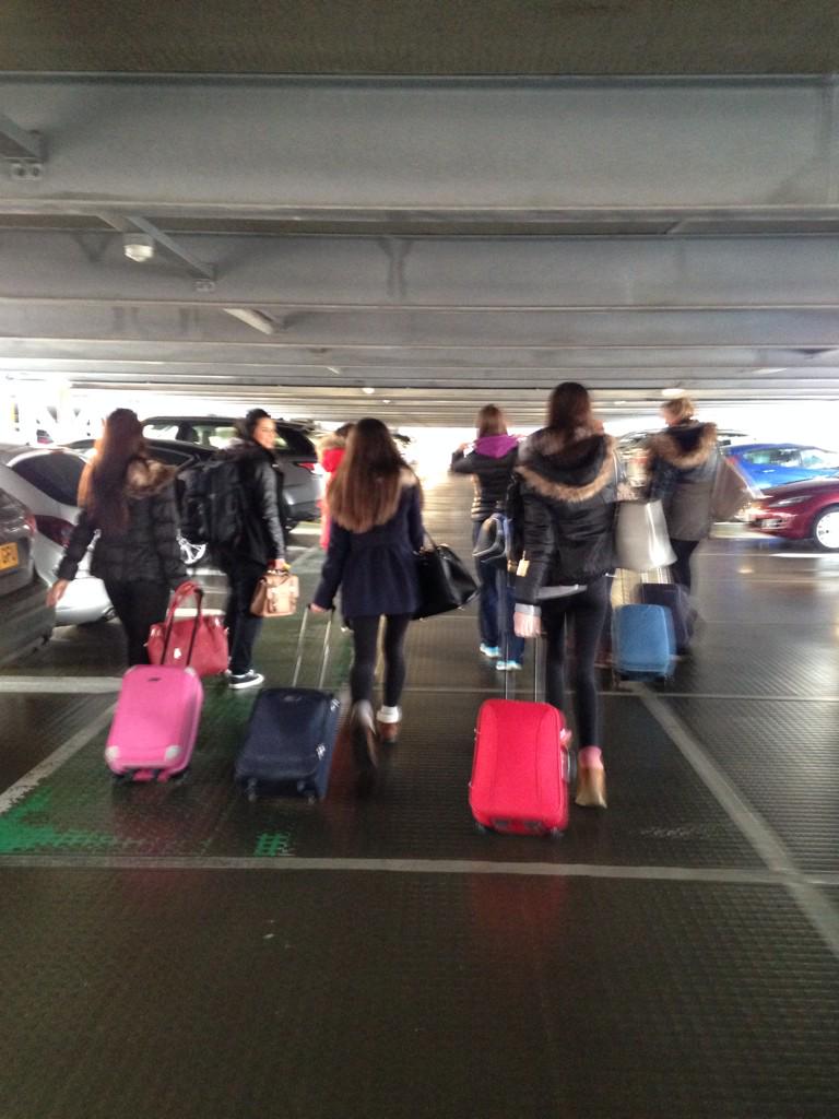 Early start- check 👍 at Aberdeen Airport- check 👍 ready for netball- check 😃 x