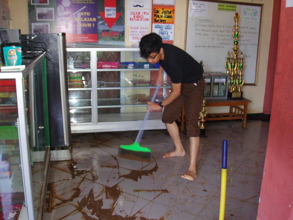 21Scout's tweet photo. Cie ka @Gresagwf rajin banget =)) http://t.co/UTxAqnqVms