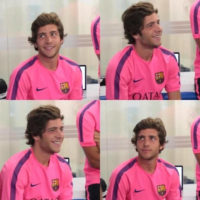 Happy Birthday Sergi Roberto! Salah satu pemain bola yg mukanya lbh cocok jadi model. Tapi skillnya mantap huehue 