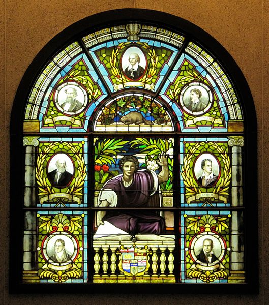 Libroantiguo's tweet photo. Stained glass at Ottawa Public Library features Dickens, Walter Scott, Lord Byron, Shakespeare...
 📷Mike Gifford http://t.co/Bbm1C039dR