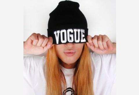 modaUP12's tweet image. Gorro VOGUE 9 EUROS + gastos de envío   😍 😍 😍 pago contrareembolso